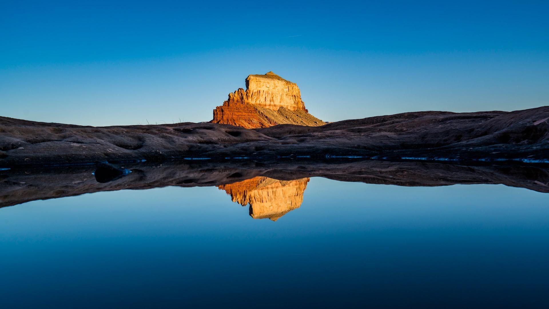 კანიონზე / Into the Canyon