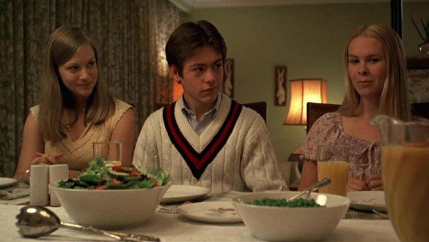 თვითმკვლელი ქალწულები / The Virgin Suicides