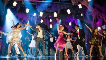 მიუზიკლი საშუალო სკოლაში 3 / High School Musical 3: Senior Year