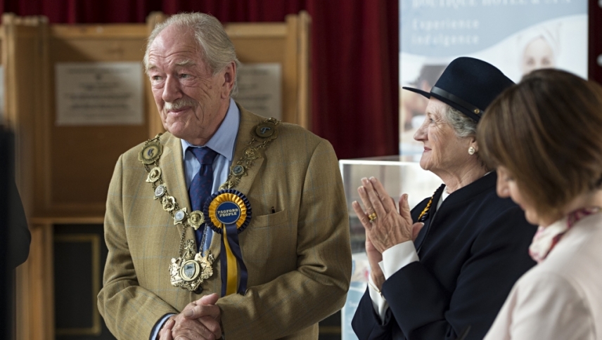 შემთხვევითი ვაკანსია / The Casual Vacancy