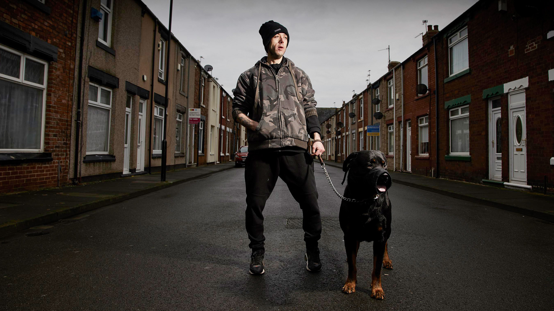 Skint Britain: Friends Without Benefits