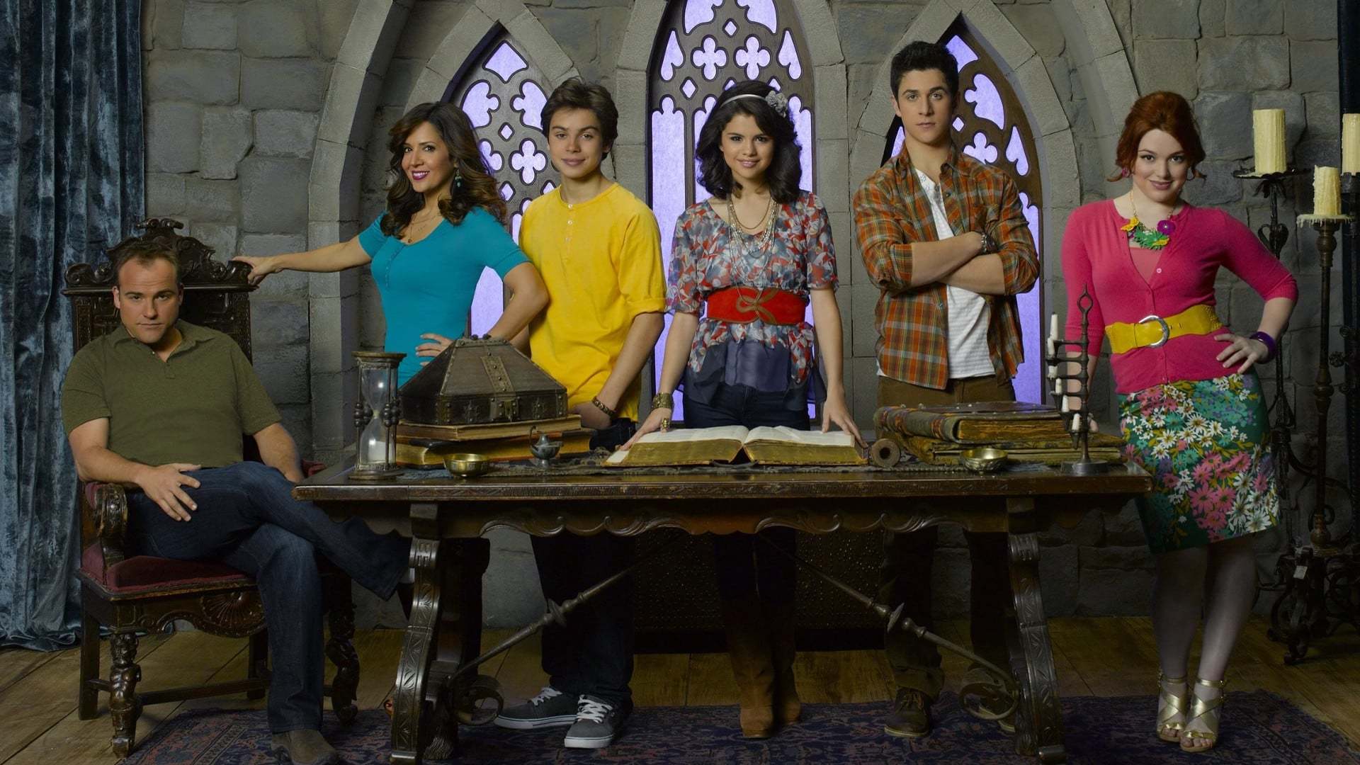 ჯადოქარი ვეივერლი ფლეისიდან / Wizards of Waverly Place