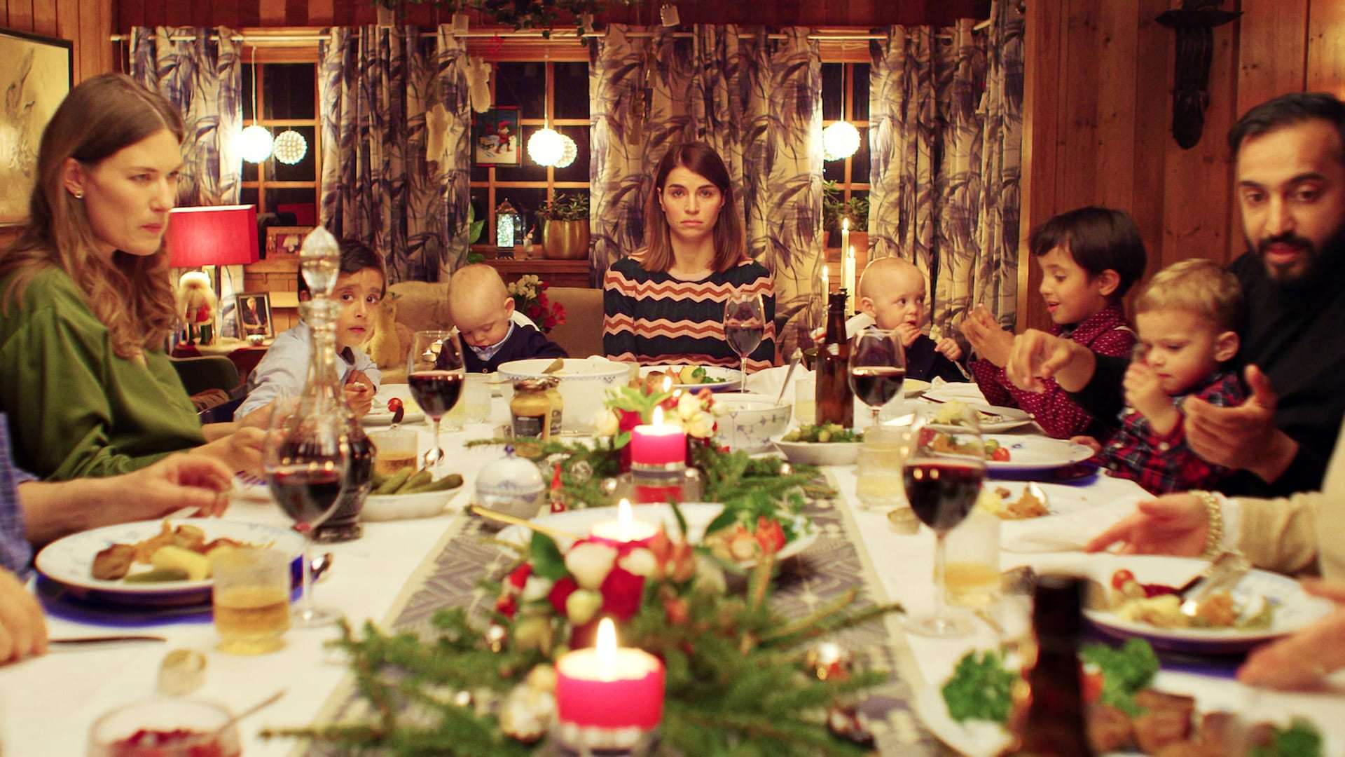 შინ საშობაოდ / Home for Christmas