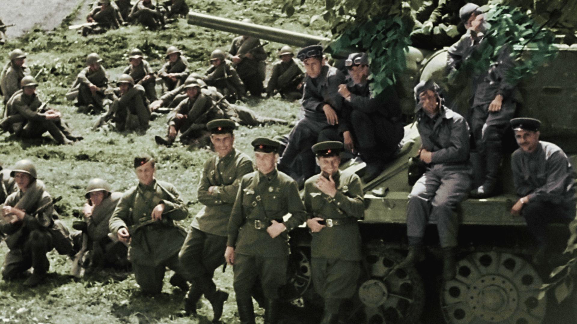 Apocalypse Hitler attaque à l'Est