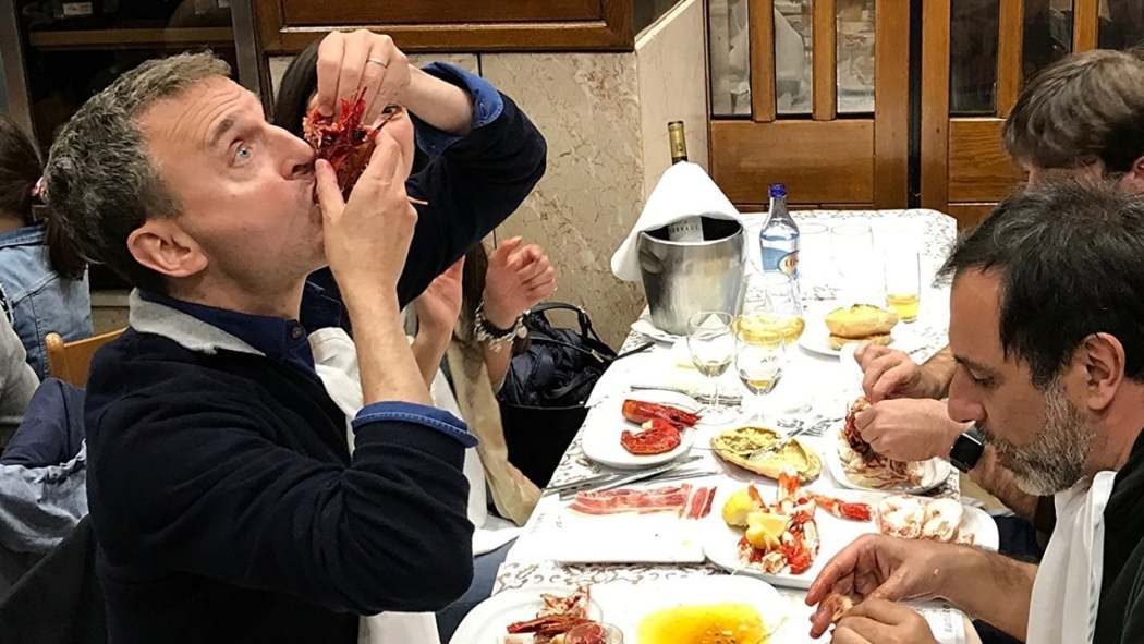 ვინმემ გამოკვებეთ ფილი / Somebody Feed Phil