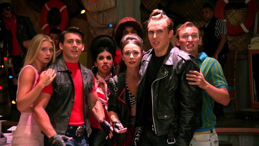 ზაფხული. სანაპირო 2 / Teen Beach 2