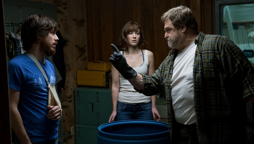 კლოვერფილდის შესახვევი 10 / 10 Cloverfield Lane