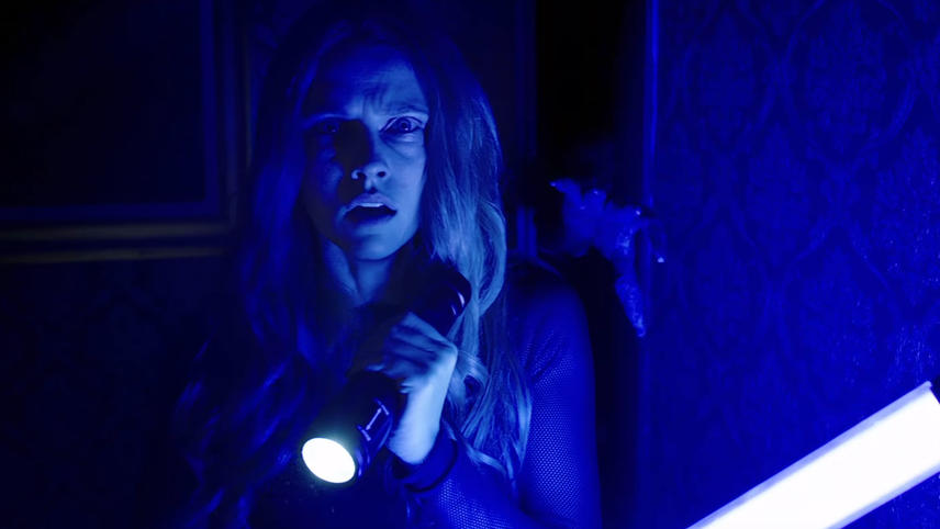 და ქრება სინათლე / Lights Out