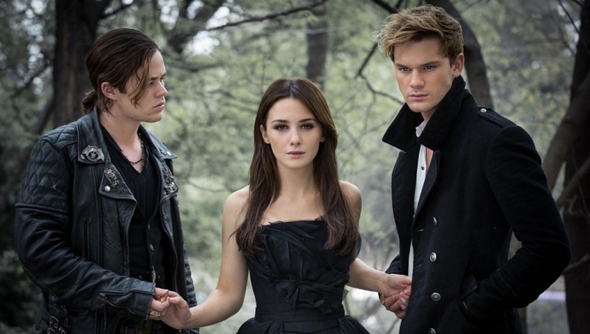 ჩამოვარდნილი / Fallen