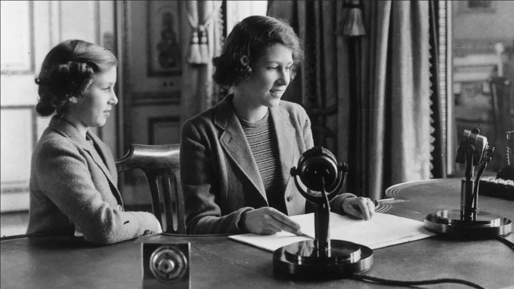 ჩვენი დედოფალი ომში / Our Queen at War