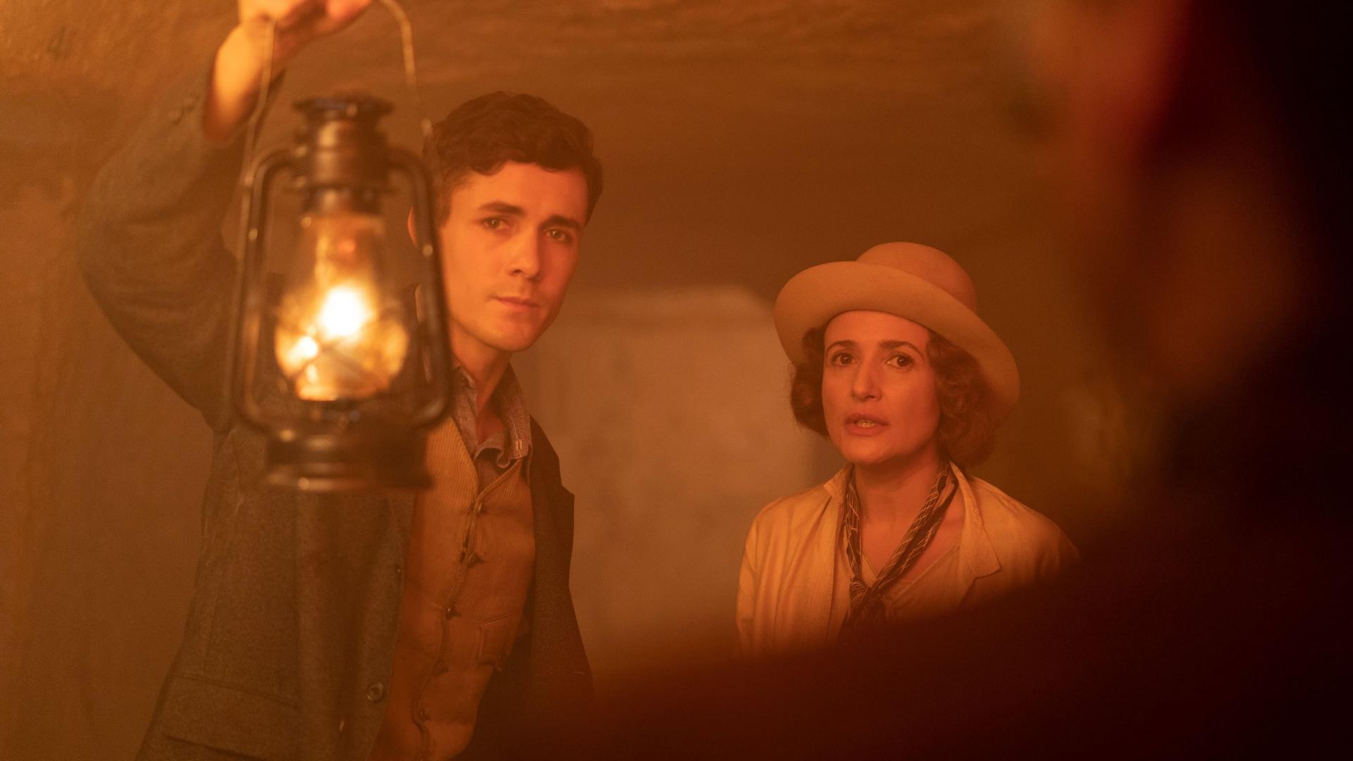 აგატა და იშტარის წყევლა / Agatha and the Curse of Ishtar