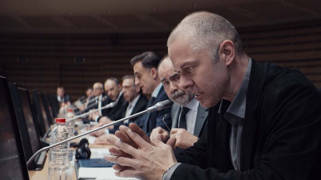 უფროსები ოთახში / Adults in the Room