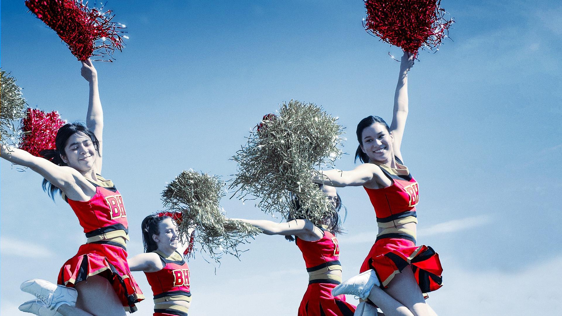 მიგზავნილი ჩირლიდერი / Undercover Cheerleader